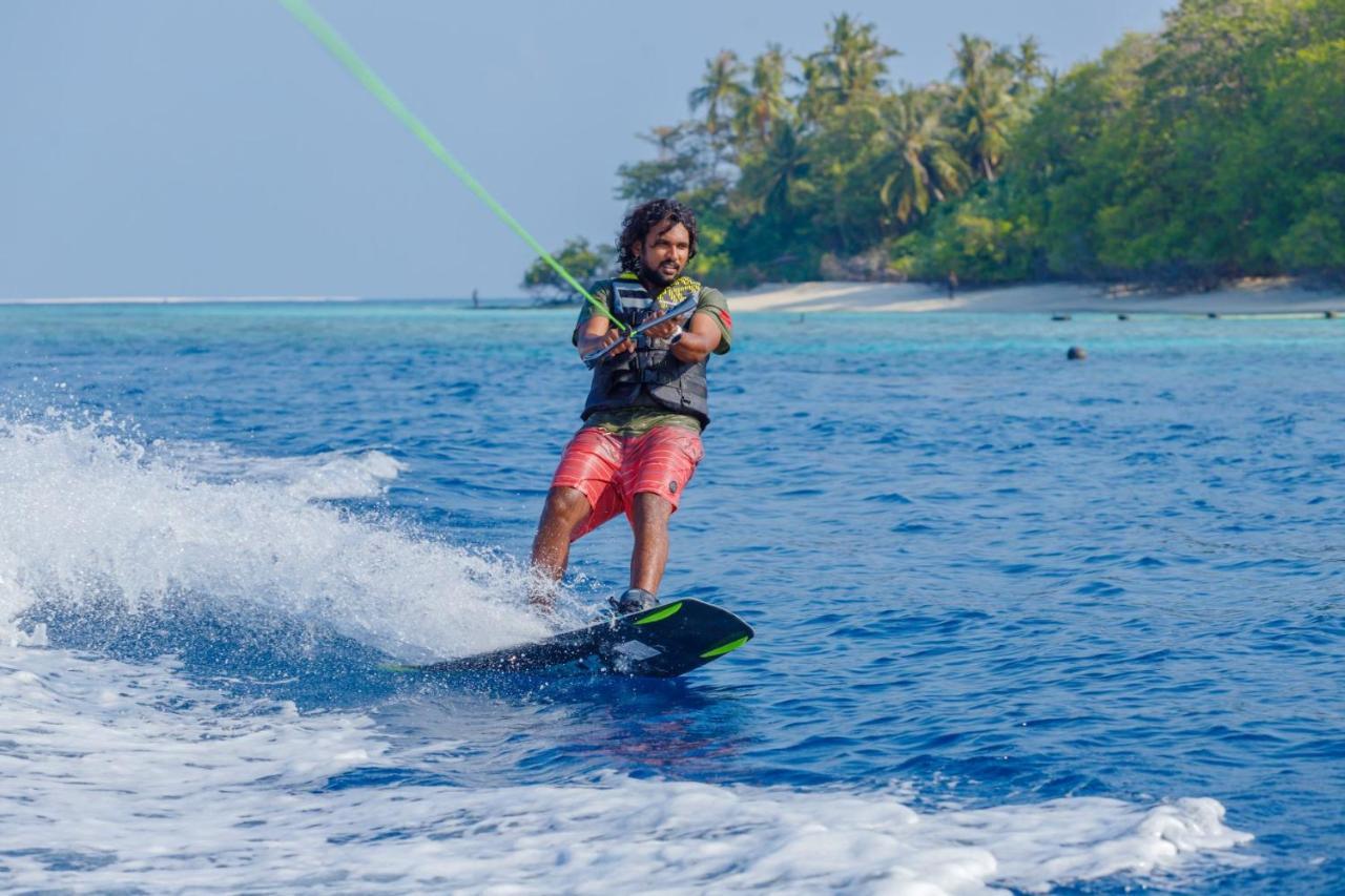 Nihaali Maldives Hotel Kudarikilu Екстериор снимка